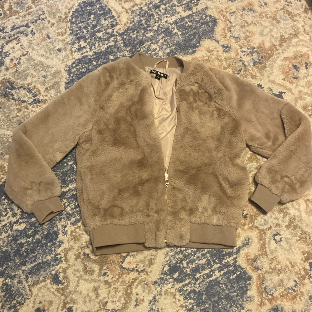 Fake fur jacket